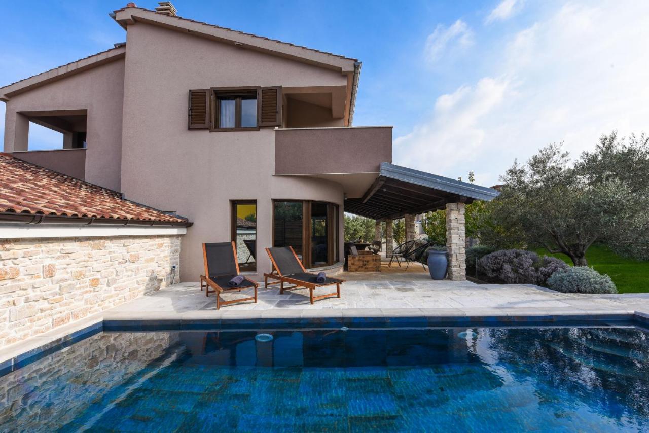 Villa Trabakul Zadarvillas ราชานาส ภายนอก รูปภาพ